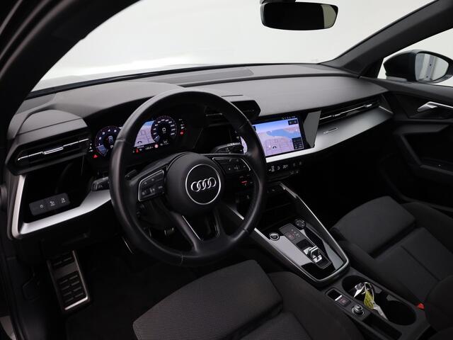 Audi A3 SPORTBACK 35 TFSI 150Pk Business edition | Adapt. Cr. | 18'' | Stoelverwarming | Prijs Rijklaar!!