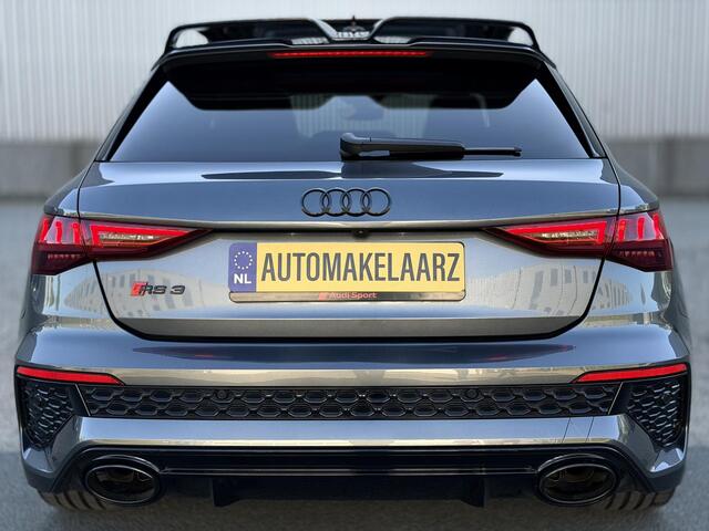 Audi A3 SPORTBACK 2.5 TFSI RS 3 quattro DYNAMIC CARBON PANO HuD