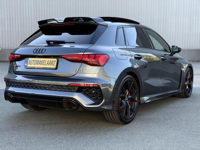 Audi A3 SPORTBACK 2.5 TFSI RS 3 quattro DYNAMIC CARBON PANO HuD