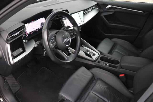 Audi A3 SPORTBACK 40 TFSI e S-line Pano Leder