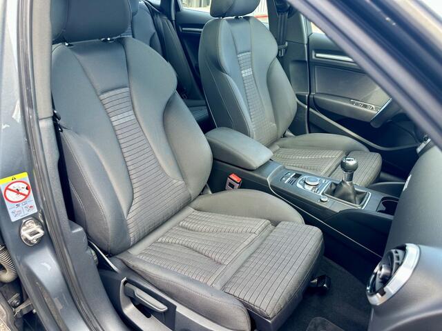 Audi A3 SPORTBACK 1.5 TFSI 150PK Sport Navi Pano Standkachel Camera