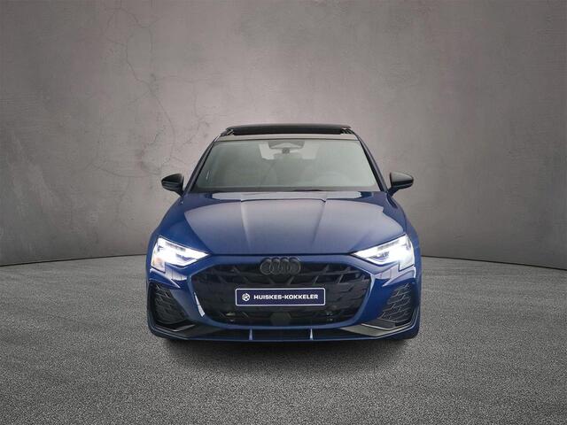 Audi A3 SPORTBACK 45 TFSI e S edition Competition | Panoramadak | Leder | Elektr stoelen | Ambient Lichtpakket | Achteruitrijcamera | Adapt Cruise | Full-LED