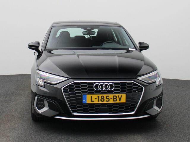 Audi A3 SPORTBACK 30 TFSI Business edition | Navigatie | Airco | Lichtmetalen wielen
