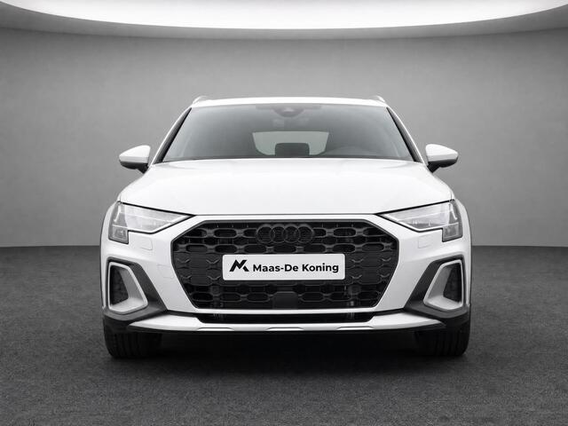 Audi A3 SPORTBACK Allstreet Advanced edition 40 TFSI e 204 PK · Lederen bekleding · Comfortsleutel · 18" LM Velgen · Assist. Driving + Parking plus