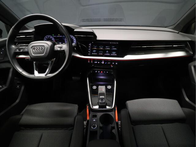 Audi A3 SPORTBACK 35 TFSI Advanced edition [TREKHAAK AFNEEMBAAR, APPLE CARPLAY, ANDROID, ADAPTIVE CRUISE CONTROL, DIGITAL DASH, PDC V+A, ELEKTRISCHE ACHTERKLEP, NAVIGATIE, BLUETOOTH, LED, NIEUWSTAAT]
