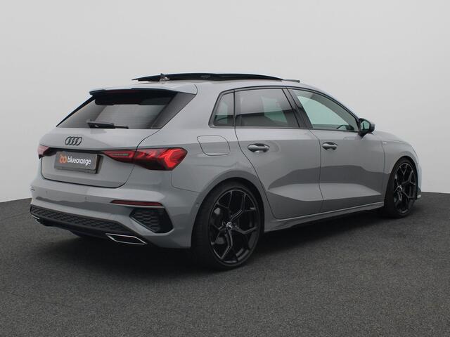 Audi A3 SPORTBACK 40 TFSI e S edition Competition 204PK S-Tronic Panoramadak, Trekhaak, Keyless, 18" LM velgen, Parkeersensoren voor en achter, B&O Audio, Navi