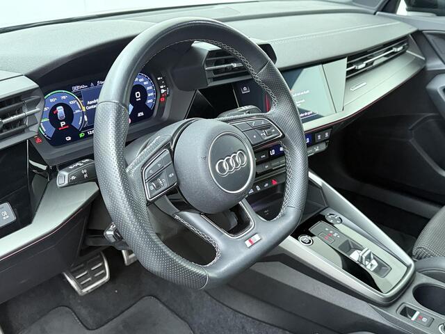 Audi A3 SPORTBACK 45 TFSI e S edition Competition | 245 PK | Achteruitrijcamera | Cruise control | Climate control | LED verlichting | Navigatiesysteem | S-Line | Apple Carplay / Android Auto |