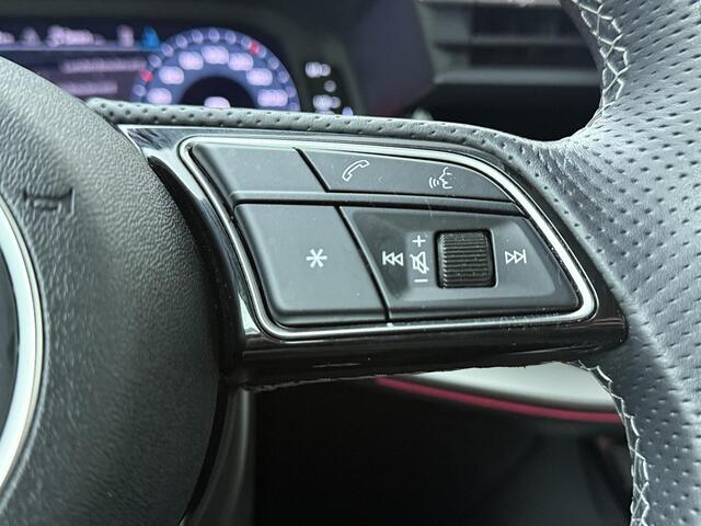 Audi A3 SPORTBACK 45 TFSI e S edition Competition | 245 PK | Achteruitrijcamera | Cruise control | Climate control | LED verlichting | Navigatiesysteem | S-Line | Apple Carplay / Android Auto |