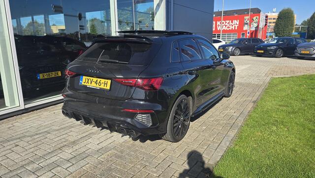 Audi A3 SPORTBACK 45 TFSI e S edition Competition |Pano|B&O|Matrix|RS-stoelen|Maxton