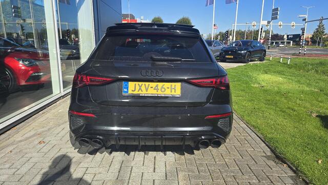 Audi A3 SPORTBACK 45 TFSI e S edition Competition |Pano|B&O|Matrix|RS-stoelen|Maxton