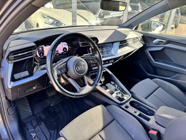 Audi A3 SPORTBACK 30TDI S-Edition*Virtual Cockpit*ACC*Navi*Matrix*