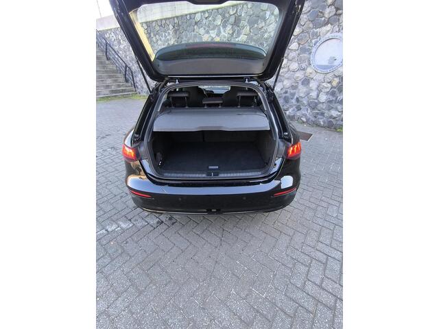 Audi A3 SPORTBACK 30 TFSI Advanced edition Hybrid, carplay Dab, climate en cruise control, stoel en stuur verwarming, Navi, comfort stoelen, virtual cockpit.