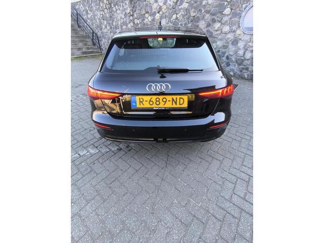Audi A3 SPORTBACK 30 TFSI Advanced edition Hybrid, carplay Dab, climate en cruise control, stoel en stuur verwarming, Navi, comfort stoelen, virtual cockpit.