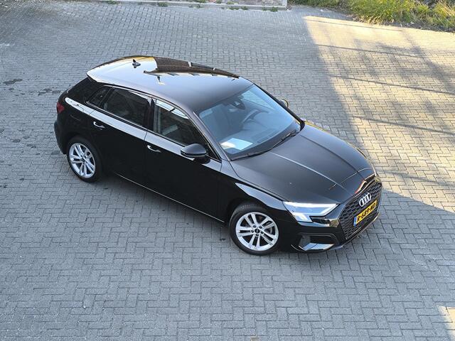 Audi A3 SPORTBACK 30 TFSI Advanced edition Hybrid, carplay Dab, climate en cruise control, stoel en stuur verwarming, Navi, comfort stoelen, virtual cockpit.
