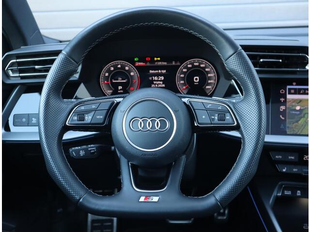 Audi A3 SPORTBACK 35 TFSI S edition | Pano | Sportstoelen en stuur | Camera