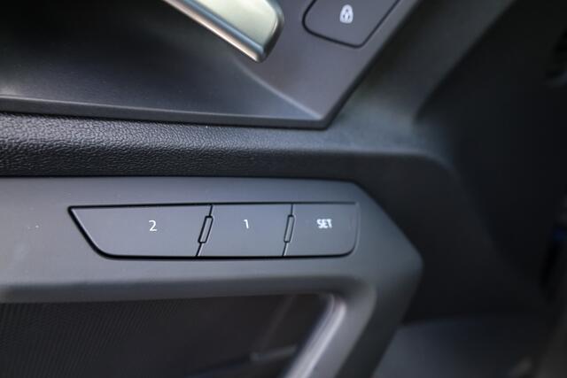 Audi A3 SPORTBACK 40 TFSI e Edition | BTW | VOL! | PANO | MASSAGE | B&O | MEMORY | CAMERA | SFEER |