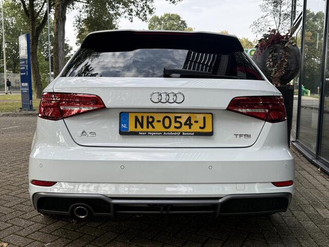 Audi A3 SPORTBACK 1.0 TFSI Sport S Line Edition | PDC | Climate control | Navigatie | Apple CarPlay/Android Auto | LM Velgen