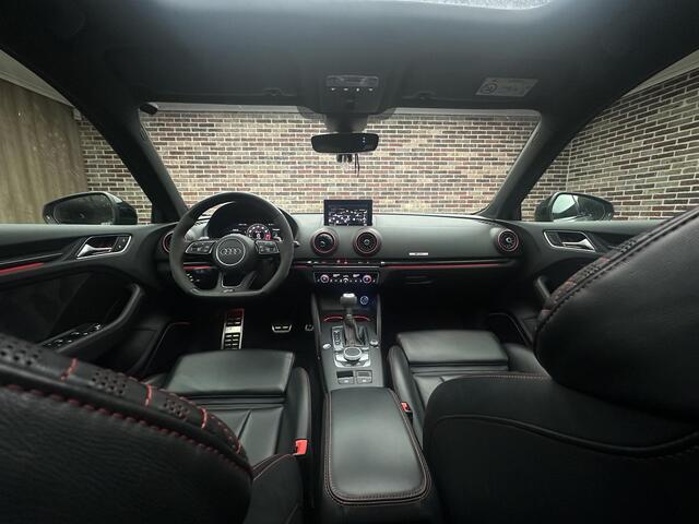 Audi A3 SPORTBACK 2.5 TFSI RS 3 quattro ABT| Pano| Bang&Olufsen