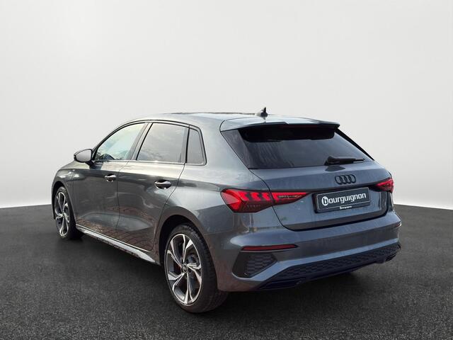Audi A3 SPORTBACK 45 TFSI e S edition Competition | PHEV | 245Pk | Schuif Dak | Navi | Clima |