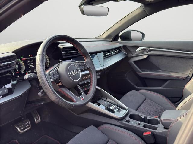 Audi A3 SPORTBACK 45 TFSI e S edition Competition | PHEV | 245Pk | Schuif Dak | Navi | Clima |
