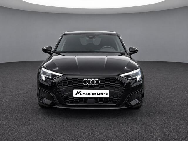 Audi A3 SPORTBACK 30 TFSI/110PK Advanced edition · Navigatie · Apple/Android Car Play · Park assist