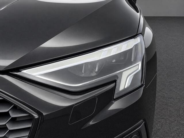 Audi A3 SPORTBACK 30 TFSI/110PK Advanced edition · Navigatie · Apple/Android Car Play · Park assist