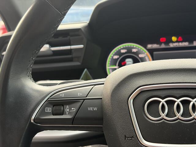 Audi A3 SPORTBACK 45 TFSI e S edition Competition | Matrix LED-koplampen | 18 inch | Bang&Olufsen | Camera | Adaptive cruise control | Elektrisch verstelbare stoel(en) met geheugen | Head up Display | Keyless entry