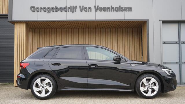 Audi A3 SPORTBACK 35 TFSI 150pk 2x S-Line *Black Optik* LED A-Camera 17inch LM Stoelverwarming *NL auto* 12546km! 1e Eigenaar!