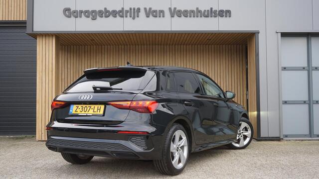 Audi A3 SPORTBACK 35 TFSI 150pk 2x S-Line *Black Optik* LED A-Camera 17inch LM Stoelverwarming *NL auto* 12546km! 1e Eigenaar!