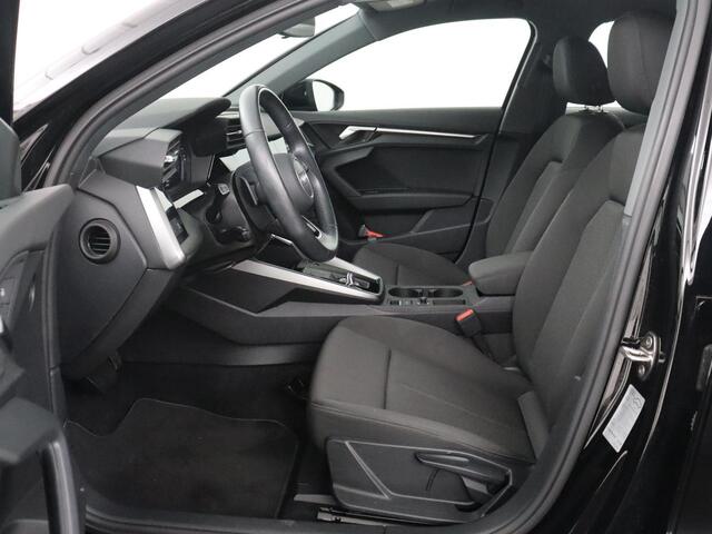 Audi A3 SPORTBACK 30 TFSI Pro Line | Adaptive cruise | Camera | Carplay | Climate control | DAB | Virtual dashboard |