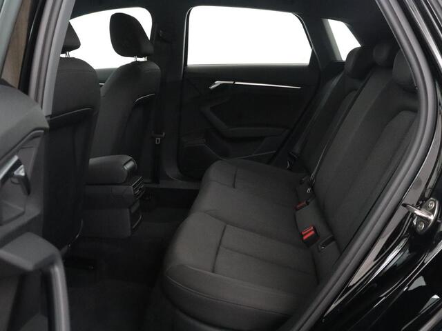 Audi A3 SPORTBACK 30 TFSI Pro Line | Adaptive cruise | Camera | Carplay | Climate control | DAB | Virtual dashboard |