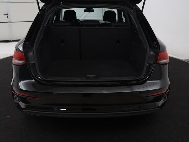 Audi A3 SPORTBACK 30 TFSI Pro Line | Adaptive cruise | Camera | Carplay | Climate control | DAB | Virtual dashboard |
