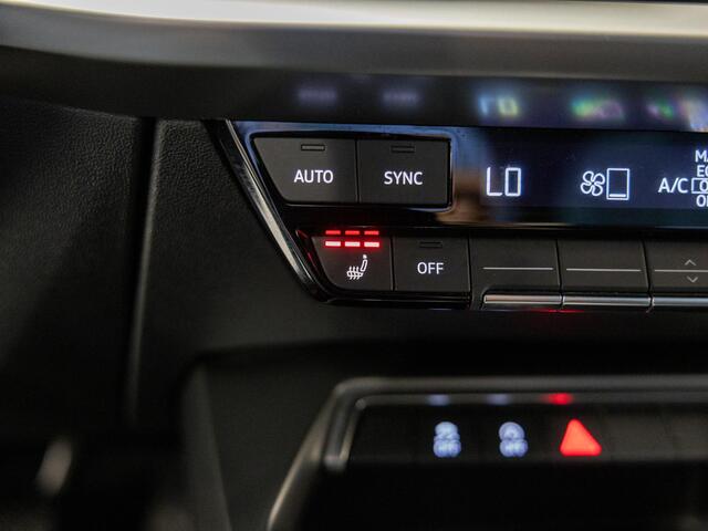 Audi A3 SPORTBACK 35 TFSI Advanced edition / 150pk / Stoelverwarming / Adaptieve cruise control / Sportstoelen /