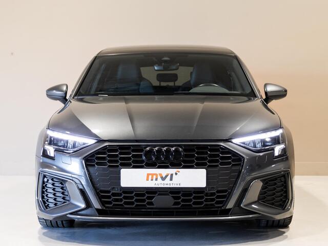 Audi A3 SPORTBACK 35 TFSI S-Line edition / 150pk / NAP / Panorama dak / Adaptieve cruise control /