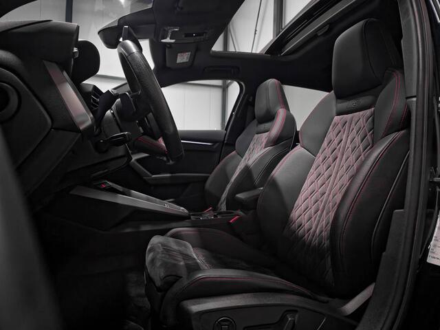 Audi A3 SPORTBACK 35 TFSI S edition | Panoramadak | RS Stoel | Dealer OH | Sfeer | ACC | 19" | Side | Elek. stoel | LED