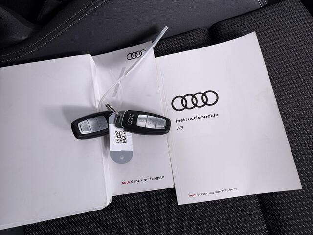 Audi A3 SPORTBACK 45 TFSI e S edition Competition | Panoramadak | Stoelverwarming | Carplay!