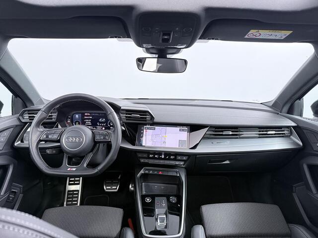 Audi A3 SPORTBACK 45 TFSI e S edition Competition | Panoramadak | Stoelverwarming | Carplay!