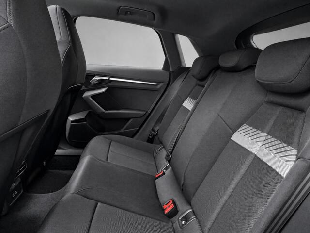 Audi A3 SPORTBACK 40 TFSIe 204pk Advanced Edition · Panoramadak · Camera · Head-Up · Keyless · Sonos Audio · Stoelverwarming · 18'' Inch · Garantie t/m 06-10-2030 of 100.000km