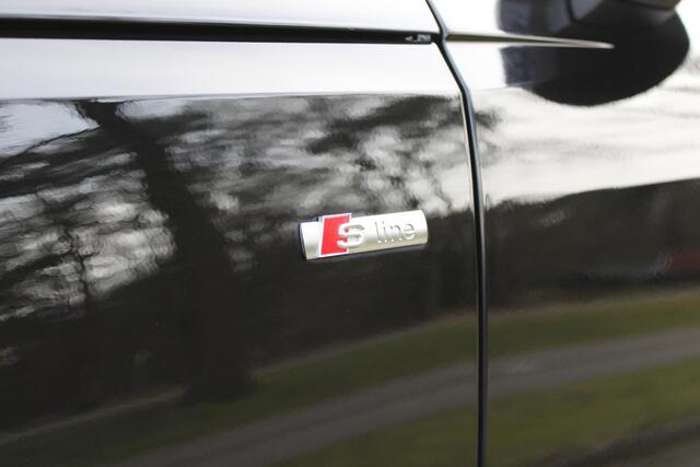 Audi A4 Avant 35 TDI Launch edition Sport S-Line, Virtual Cockpit, Klima, Lichtmetalen velgen, Sportstoelen, Achterklep bediening, Achteruitrijcamera, Navigatie, LED, Stoelverwamring, etc.