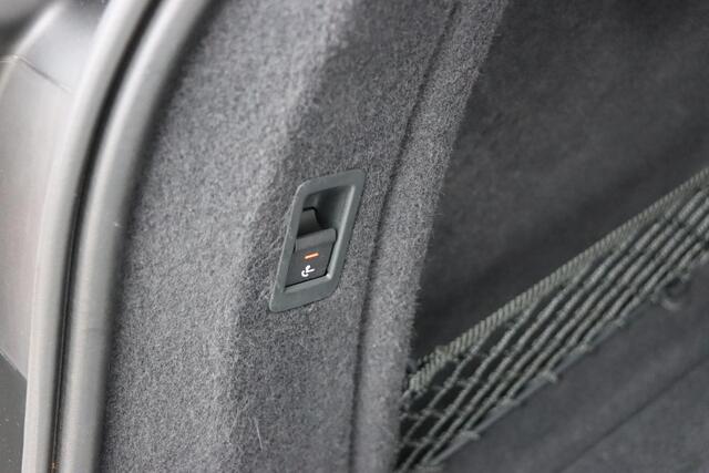 Audi A4 Avant 40 TFSI quattro Advanced Edition S-Line 204pk S-Tr