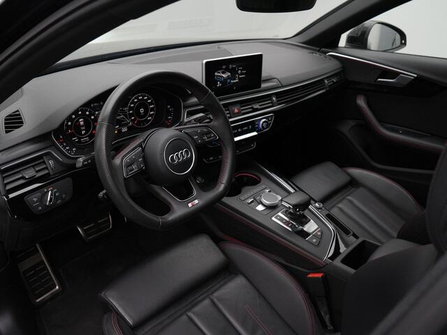 Audi A4 Limousine Sport S line 1.4 TFSI 110 kW / 150 pk S-tronic | Black edition | Camera | Stoelverwarming | Leder | Mosconi | 18 inch