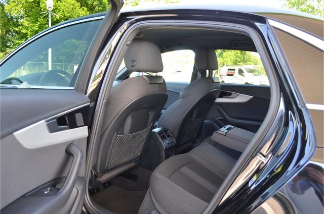 Audi A4 Limousine 2.0 40 TFSI Facelift Virtual cockpit | Carplay | Sportstoelen | Afgevlakt stuur | Climate | zwarte hemel | NL auto