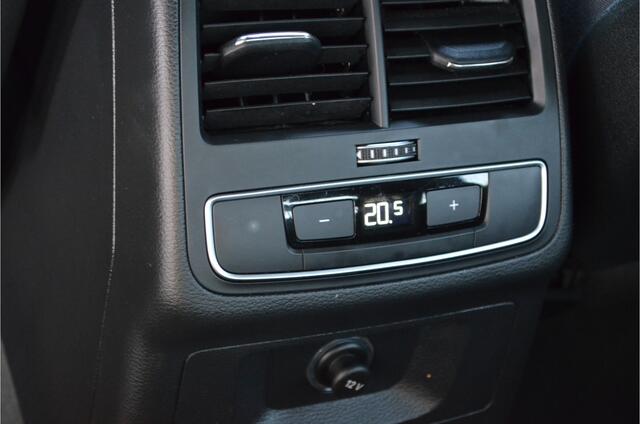 Audi A4 Limousine 2.0 40 TFSI Facelift Virtual cockpit | Carplay | Sportstoelen | Afgevlakt stuur | Climate | zwarte hemel | NL auto