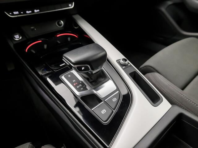 Audi A4 Avant 35 TFSI Sportline Automaat (VIRTUAL COCKPIT, APPLE CARPLAY, SFEERVERLICHTING, ZWART HEMEL, GROOT NAVI, LED KOPLAMPEN, SPORTSTOELEN, CRUISE, ELEK ACHTERKLEP, NIEUWE APK, NIEUWSTAAT)