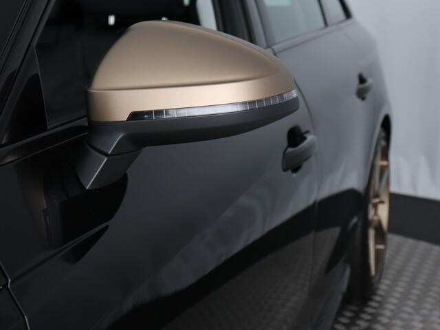 Audi A4 Avant 35 TFSI Advanced Edition Uniek (NL-Auto / Cruise / Navi / Stoelverw. / 19'')