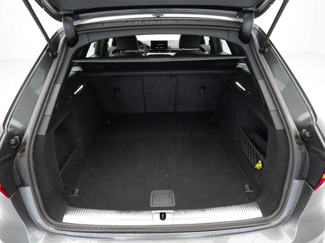 Audi A4 Avant 35 TFSI S Line edition Navigatie Clima Pdc Acc Carplay