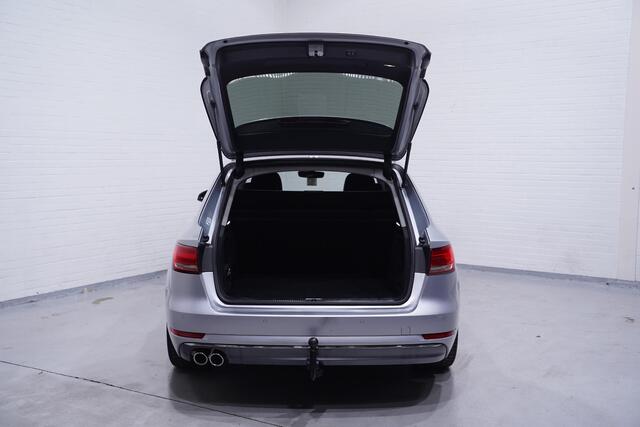 Audi A4 Avant 2.0 TDI ultra S Design Pro Line Plus digi-cockpit sportstoelen drive-select leder/alcantara wegklapbare-trekhaak sportonderstel keyless start/entry schakelflippers cruise controle PDC v+a 18"LMV private-glas