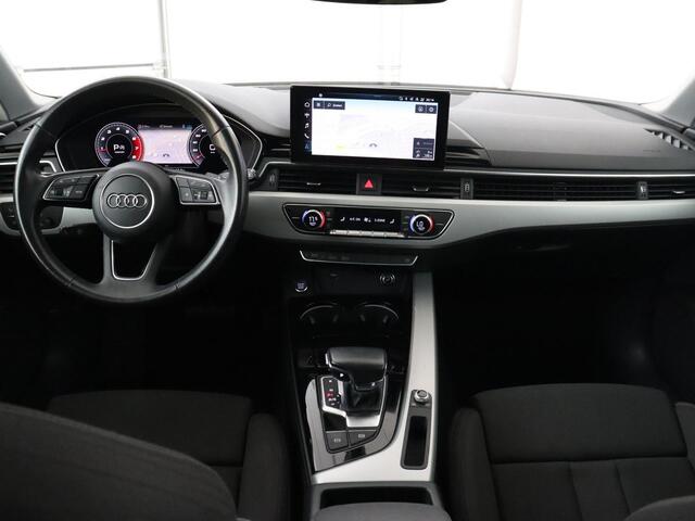 Audi A4 35 TFSI Launch Edition Business | Panoramadak | Trekhaak | Sportstoelen | Virtual Cockpit | Carplay | 19'' | Full LED | Climate control | Parkeerhulp | Cruise control