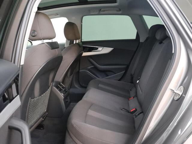 Audi A4 35 TFSI Launch Edition Business | Panoramadak | Trekhaak | Sportstoelen | Virtual Cockpit | Carplay | 19'' | Full LED | Climate control | Parkeerhulp | Cruise control