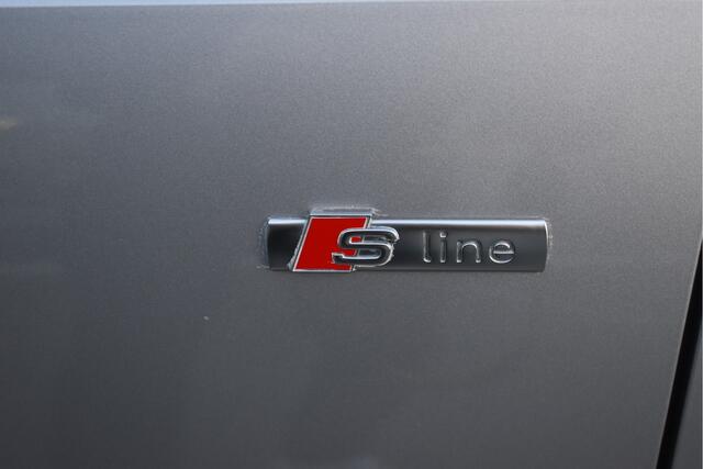 Audi A4 Avant 40 TFSI Sport S line edition,,S-LINE INTER / EXTR,ORGINEEL NEDERLANDSE AUTO,BOEKJES,NAP EN ONDERHOUDSHISTORIE
